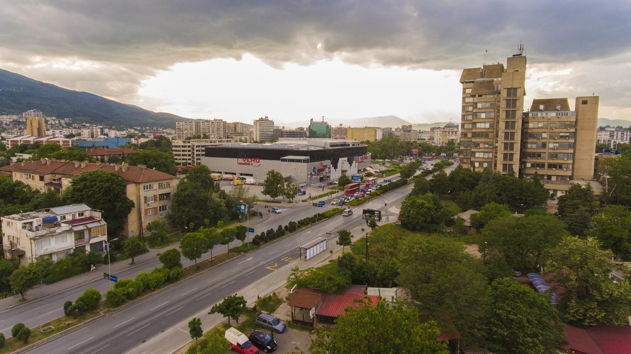 Astera Apart Hotel Skopje Exterior foto